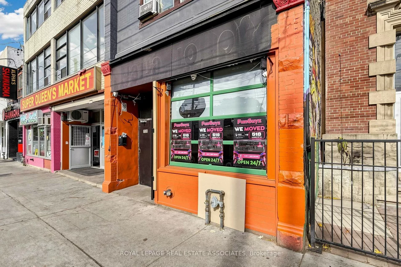 592, Queen, Trinity-Bellwoods, Toronto