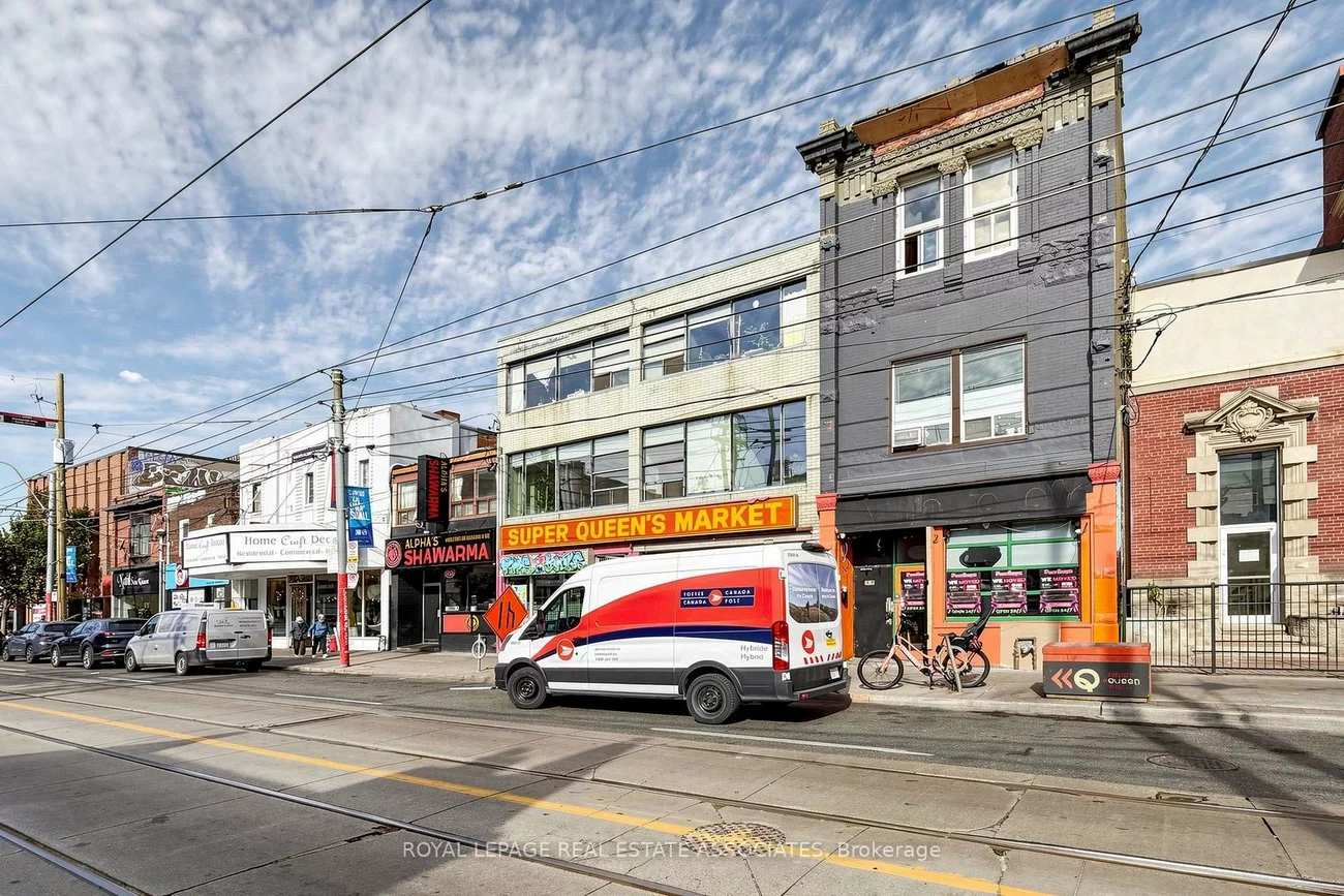 592, Queen, Trinity-Bellwoods, Toronto
