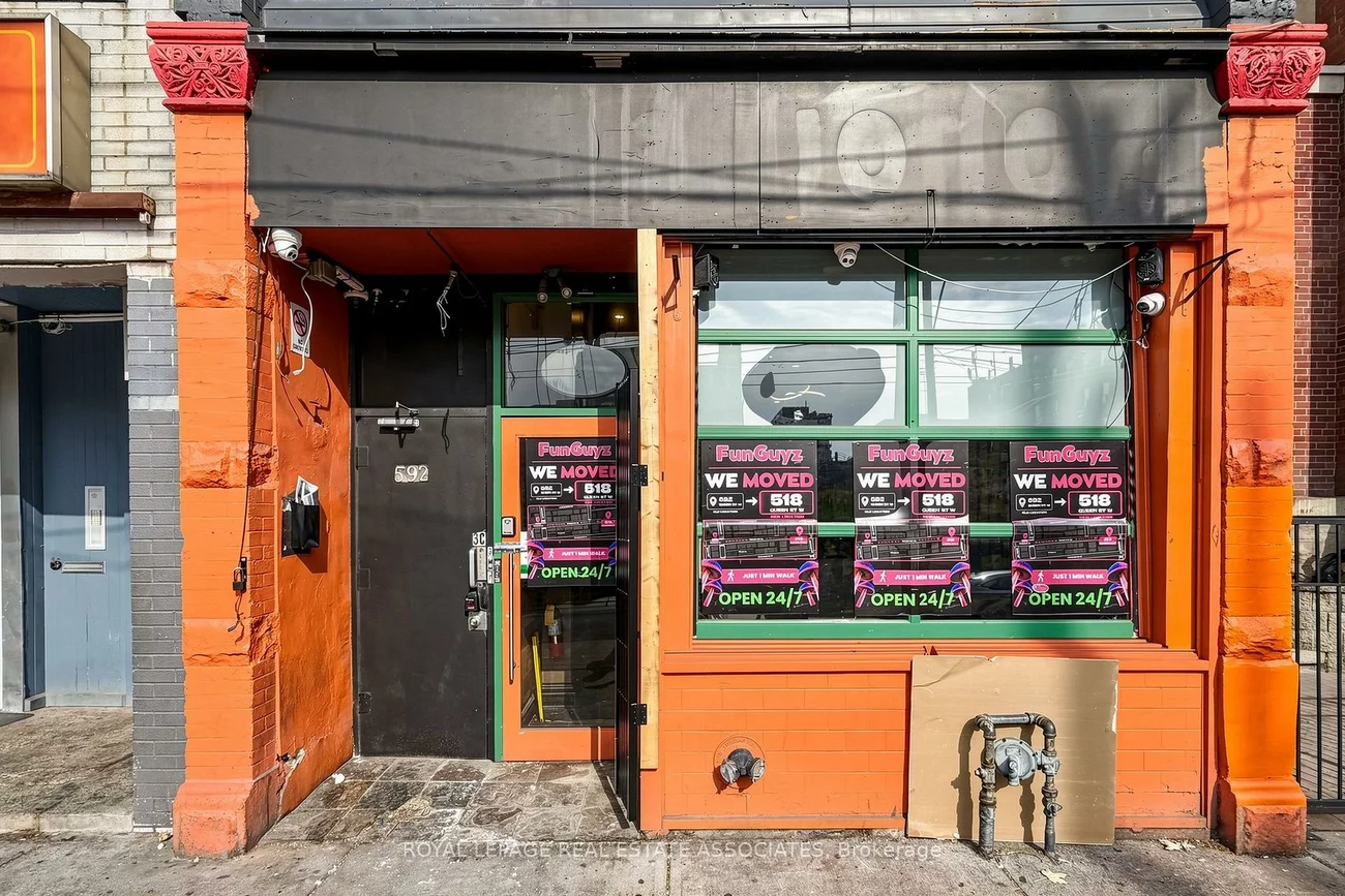 592, Queen, Trinity-Bellwoods, Toronto