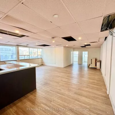 2163, Lawrence, Dorset Park, Toronto
