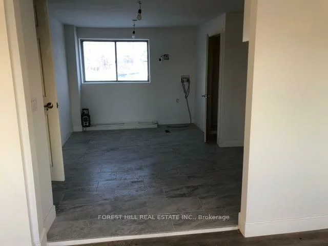127, Raleigh, Clairlea-Birchmount, Toronto