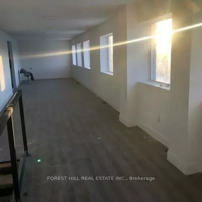 127, Raleigh, Clairlea-Birchmount, Toronto