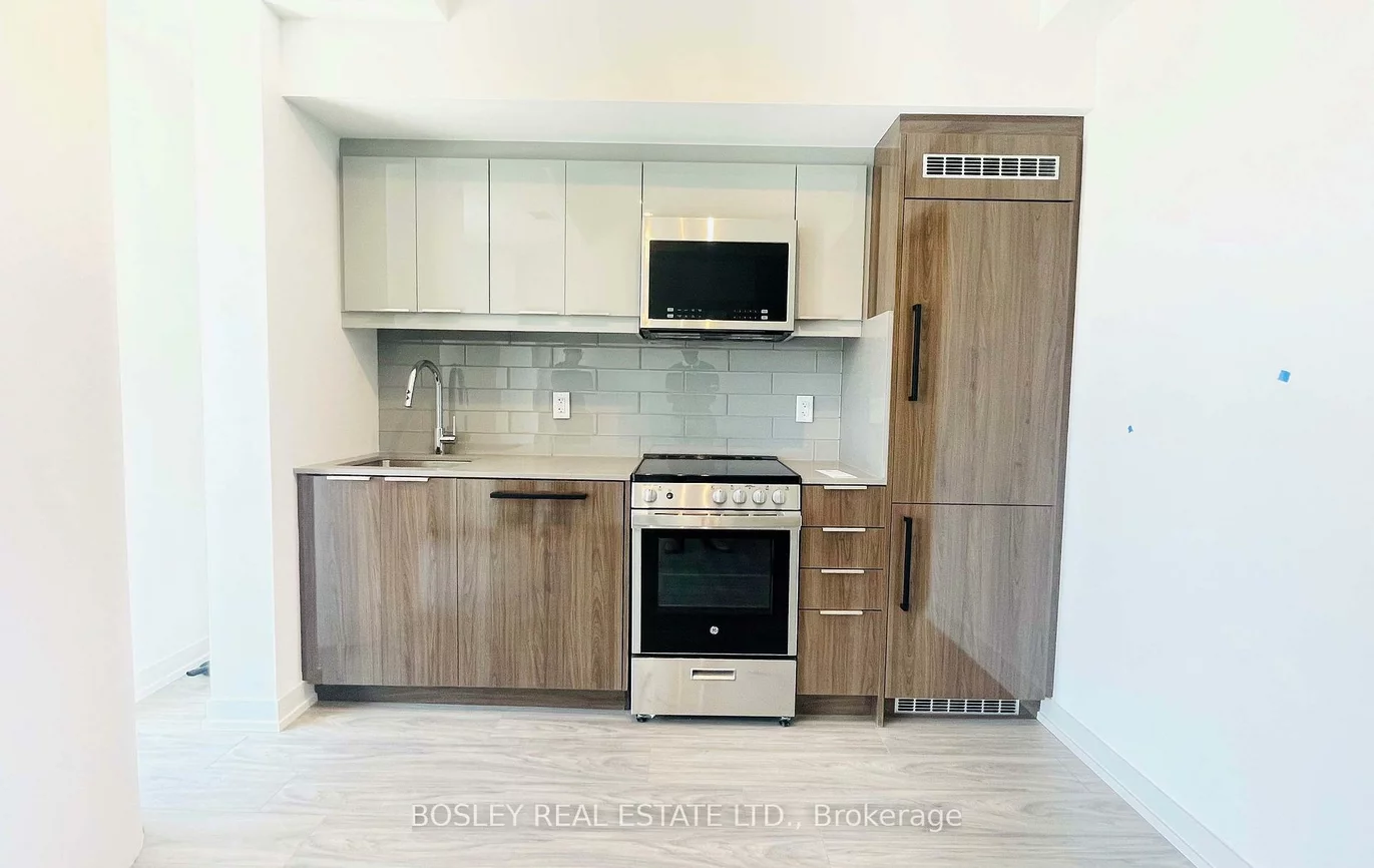 2201, Kingston, Birchcliffe-Cliffside, Toronto