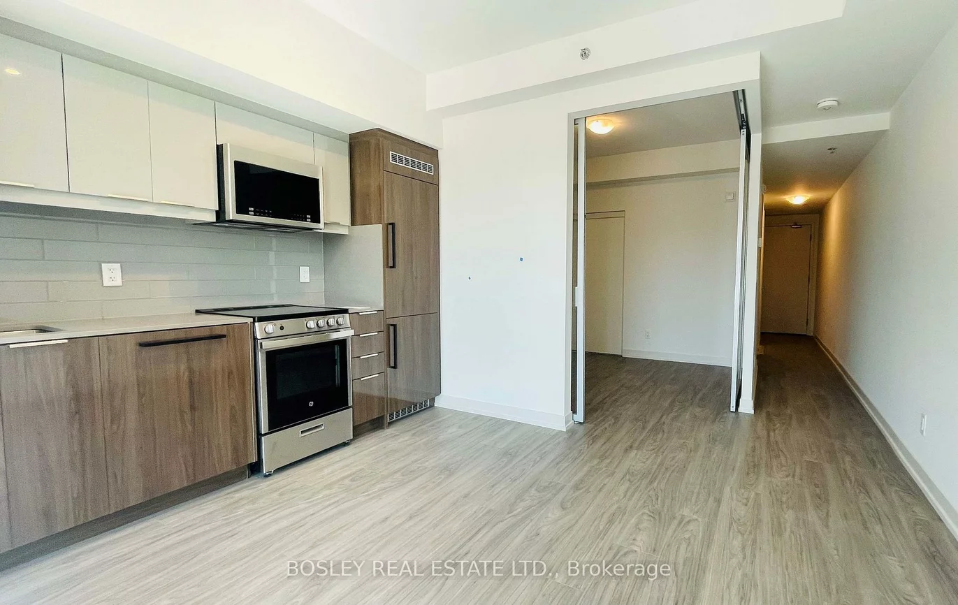 2201, Kingston, Birchcliffe-Cliffside, Toronto
