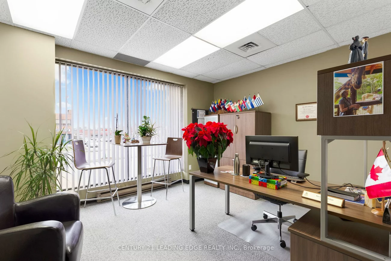 1645, Warden, Wexford-Maryvale, Toronto