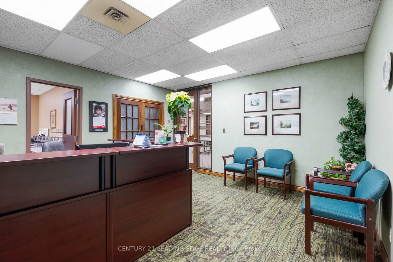 1645, Warden, Wexford-Maryvale, Toronto