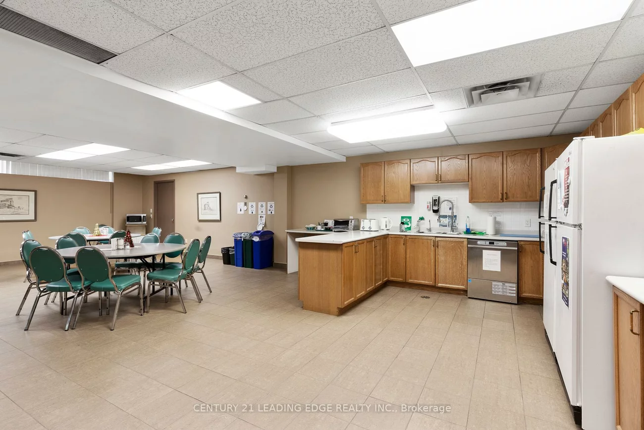 1645, Warden, Wexford-Maryvale, Toronto