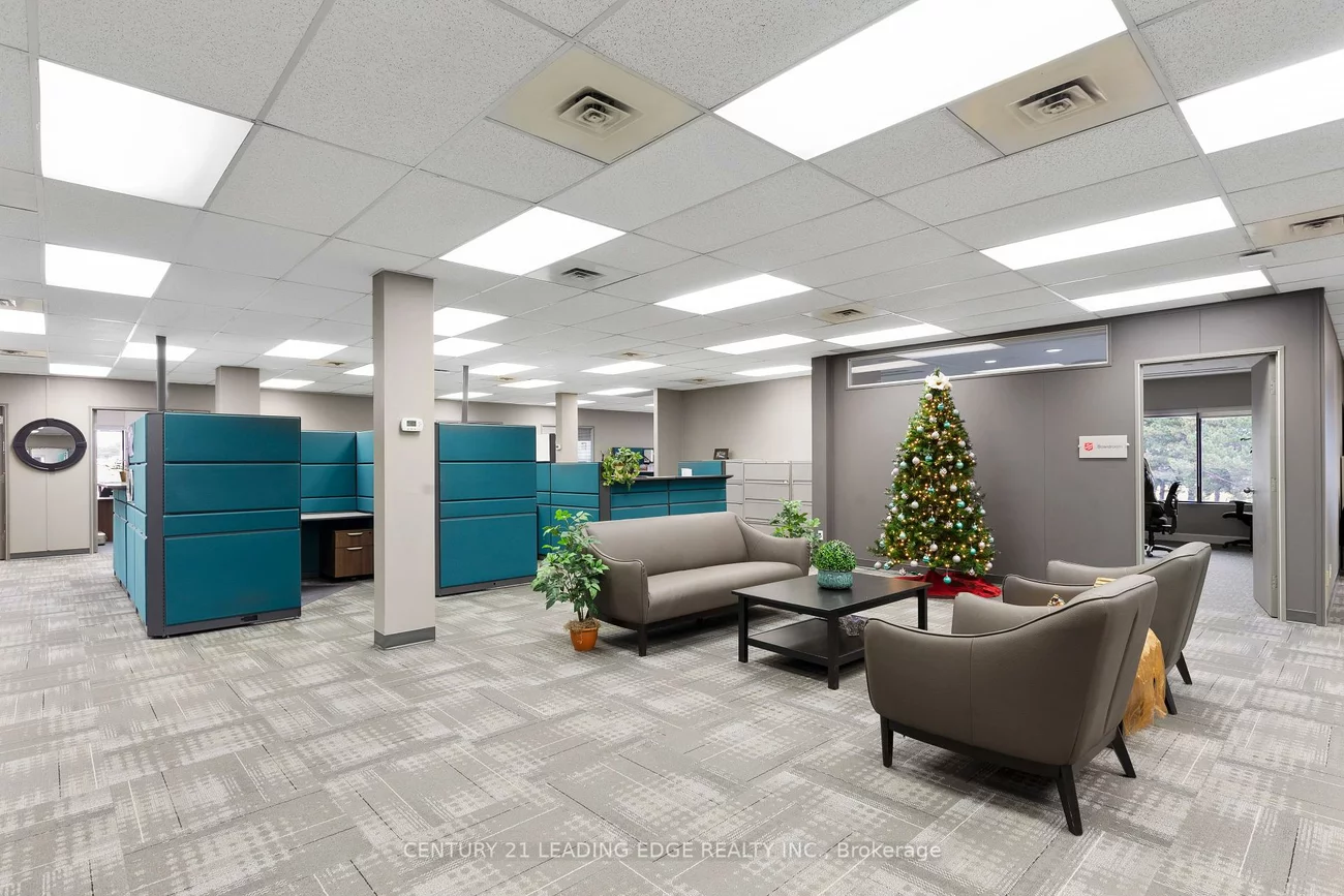 1645, Warden, Wexford-Maryvale, Toronto