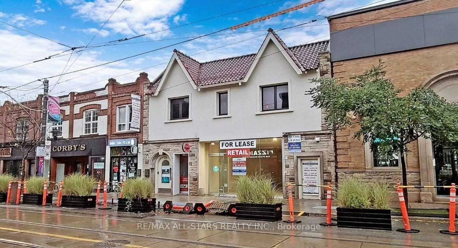 715, Queen, South Riverdale, Toronto