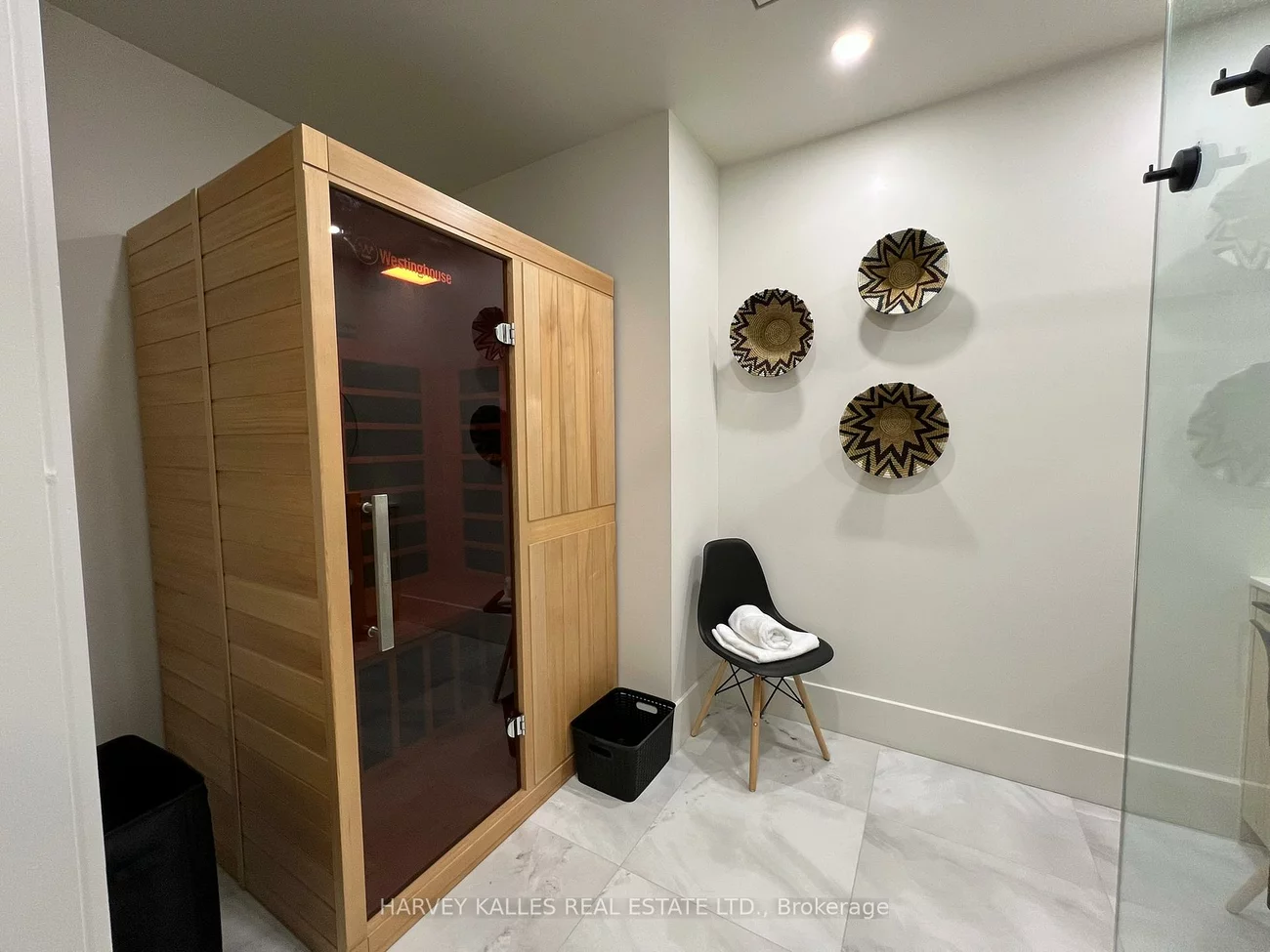 393, Danforth, North Riverdale, Toronto