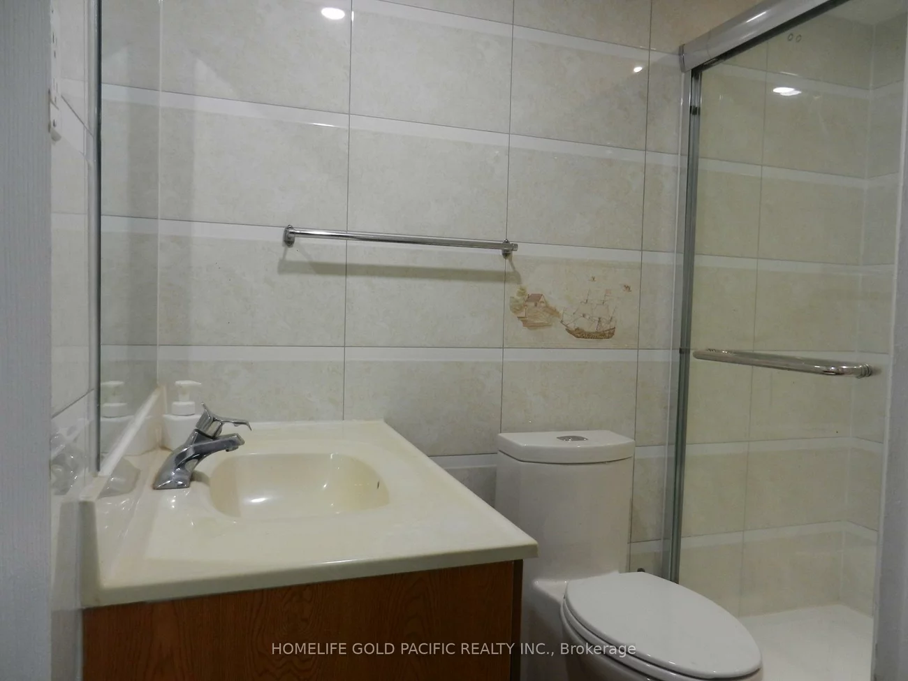 21, Raleigh, Clairlea-Birchmount, Toronto
