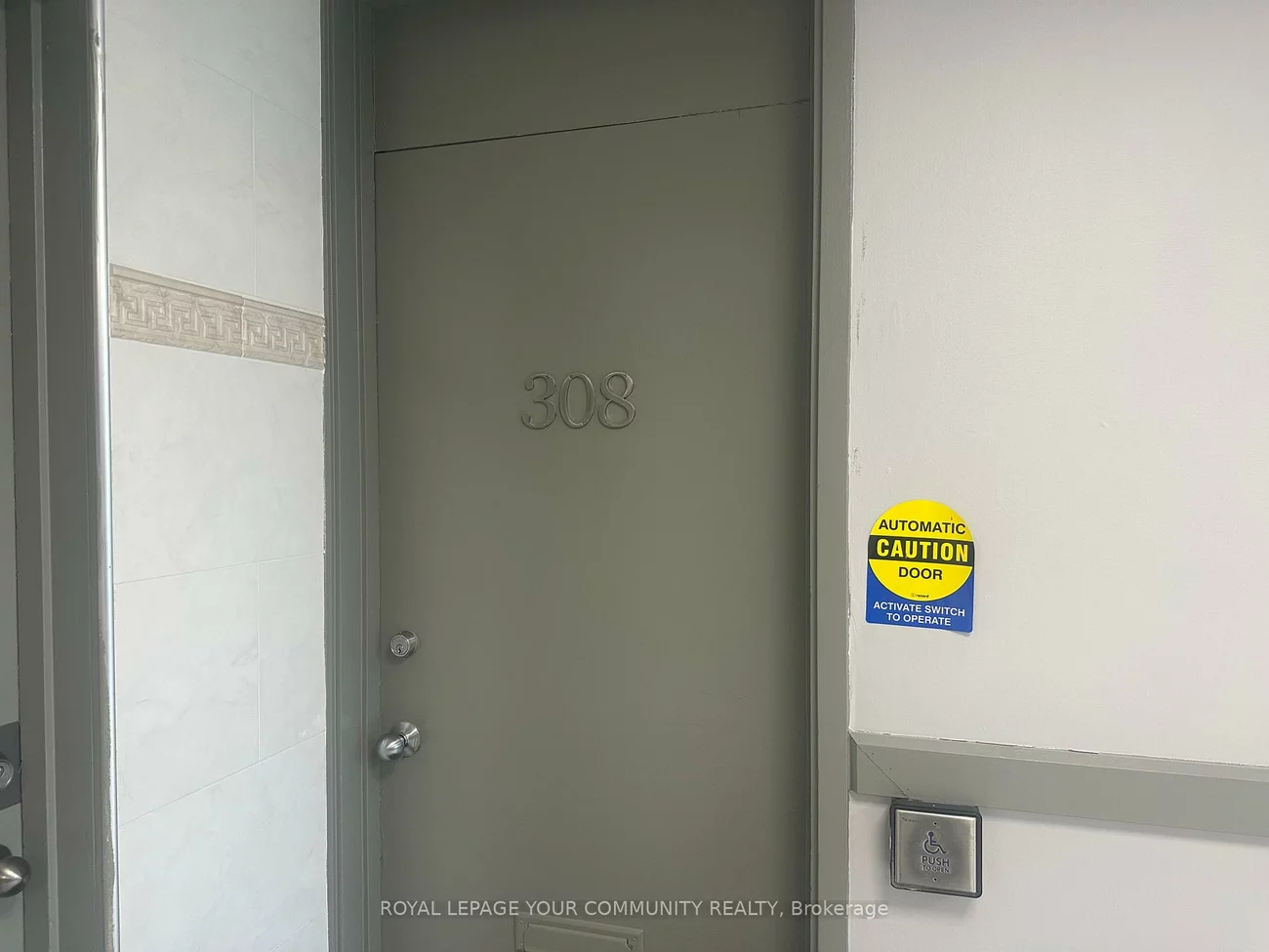 2901, Lawrence, Bendale, Toronto