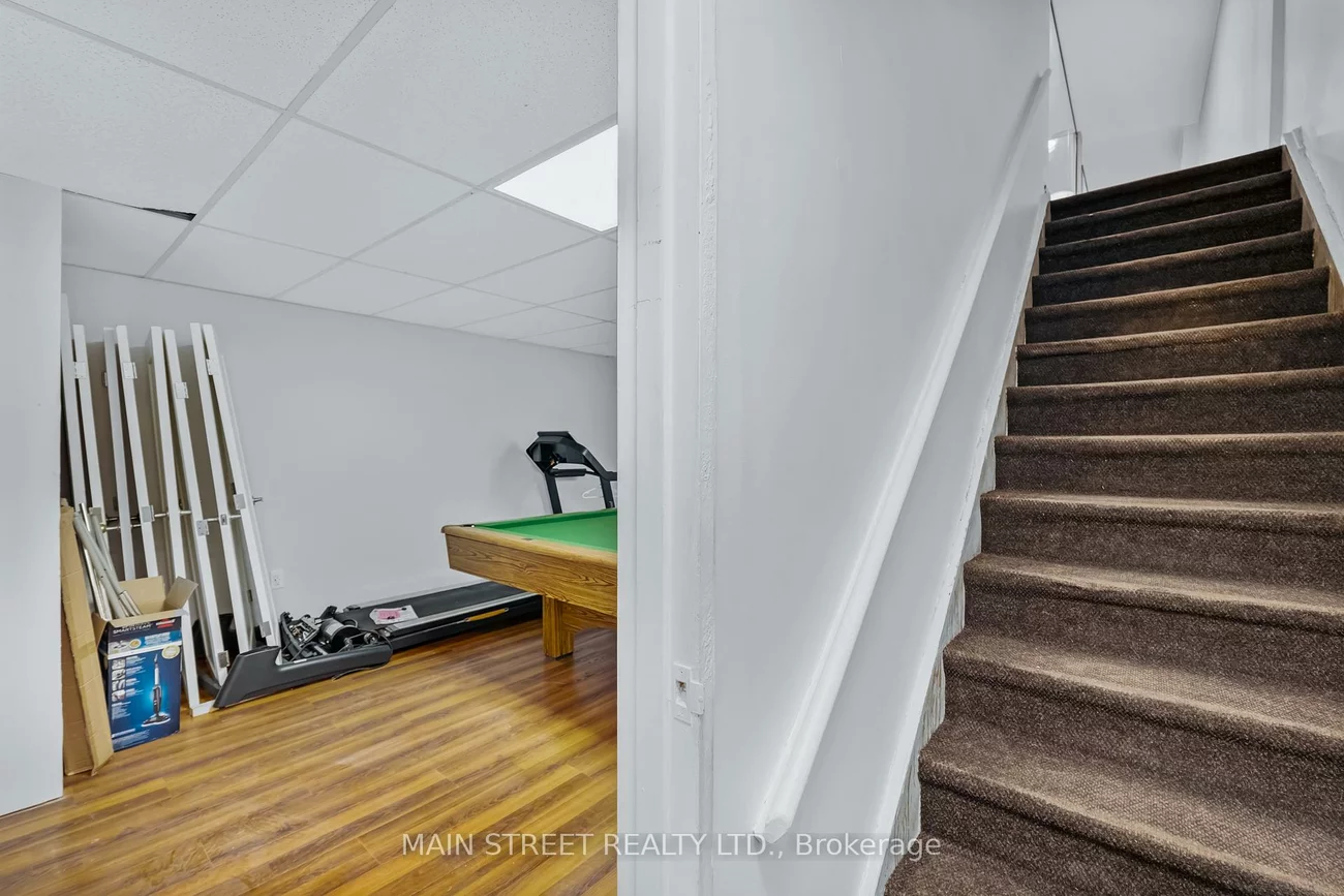 2495, Queen, The Beaches, Toronto