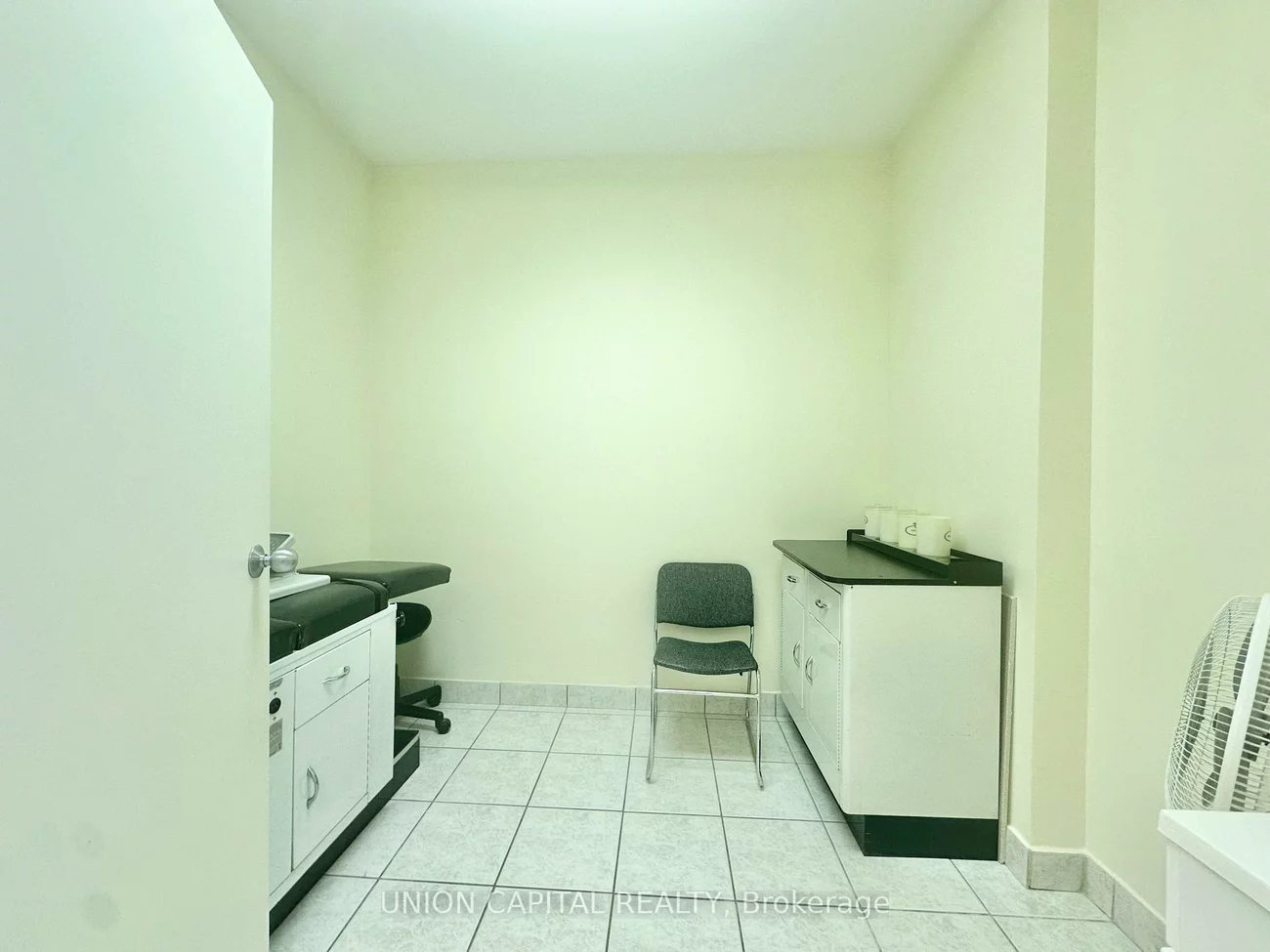 2811, Eglinton, Eglinton East, Toronto