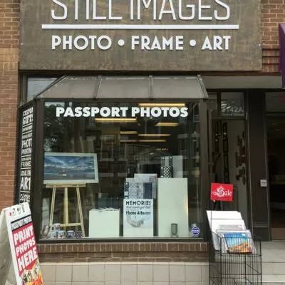 2142A, Queen, The Beaches, Toronto