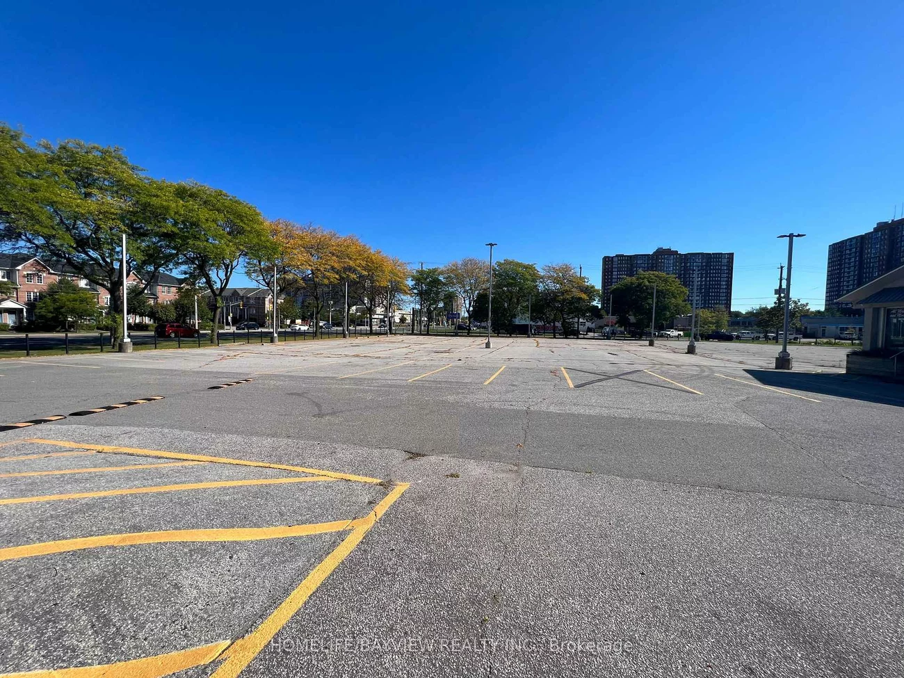 2851, Eglinton, Eglinton East, Toronto