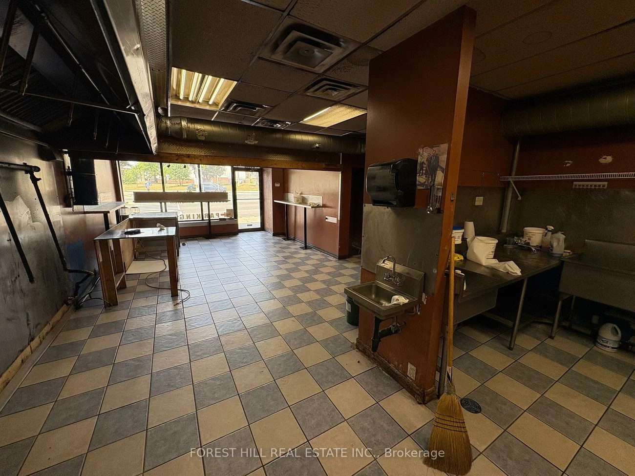 2851, Kingston, Cliffcrest, Toronto