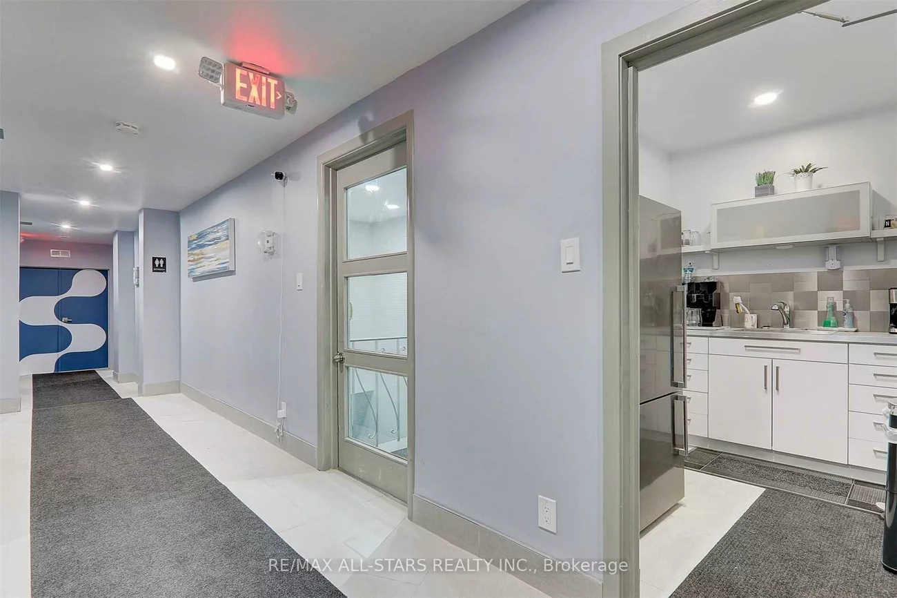 715, Queen, South Riverdale, Toronto