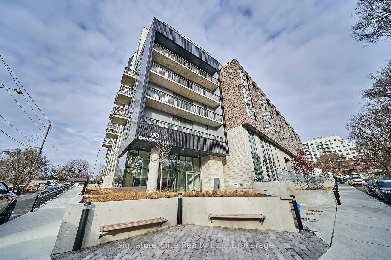 2213, Kingston, Birchcliffe-Cliffside, Toronto