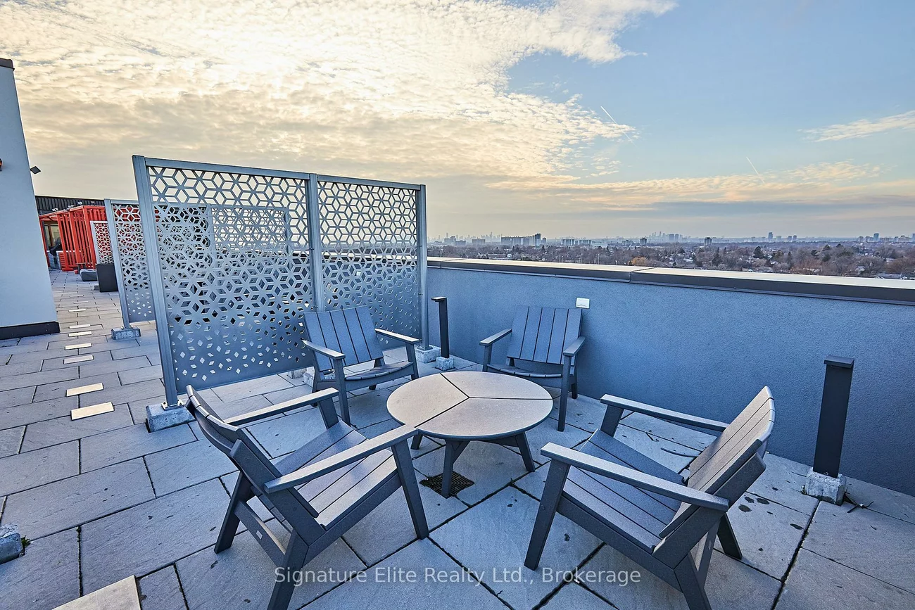 2213, Kingston, Birchcliffe-Cliffside, Toronto