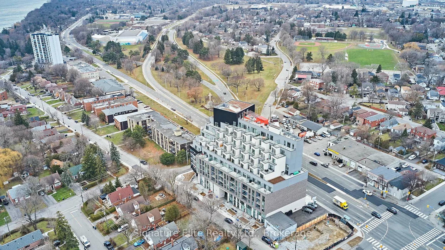 2213, Kingston, Birchcliffe-Cliffside, Toronto