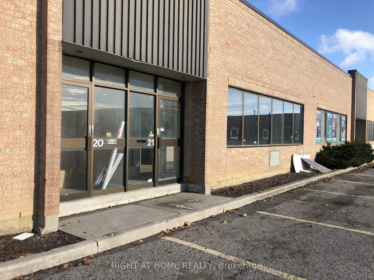 400, Finchdene, Rouge E11, Toronto