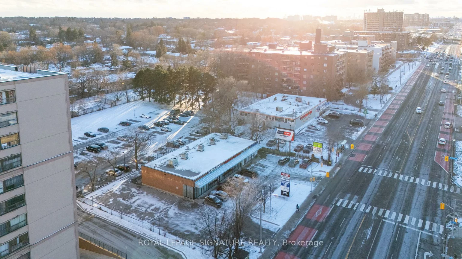 3155, Eglinton, Scarborough Village, Toronto