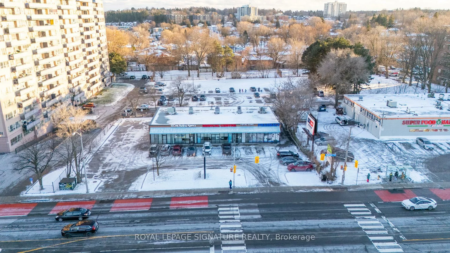 3155, Eglinton, Scarborough Village, Toronto