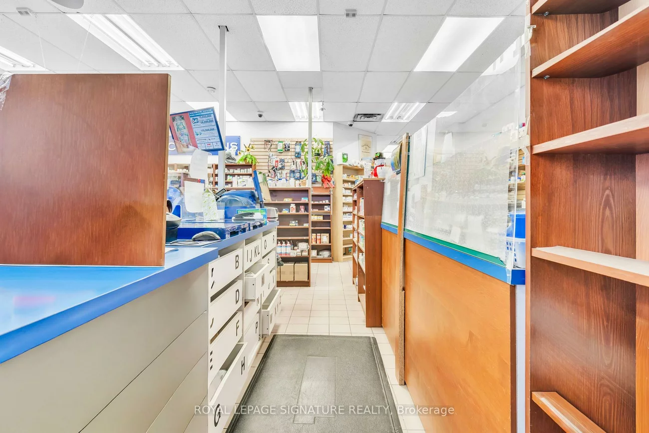 3155, Eglinton, Scarborough Village, Toronto