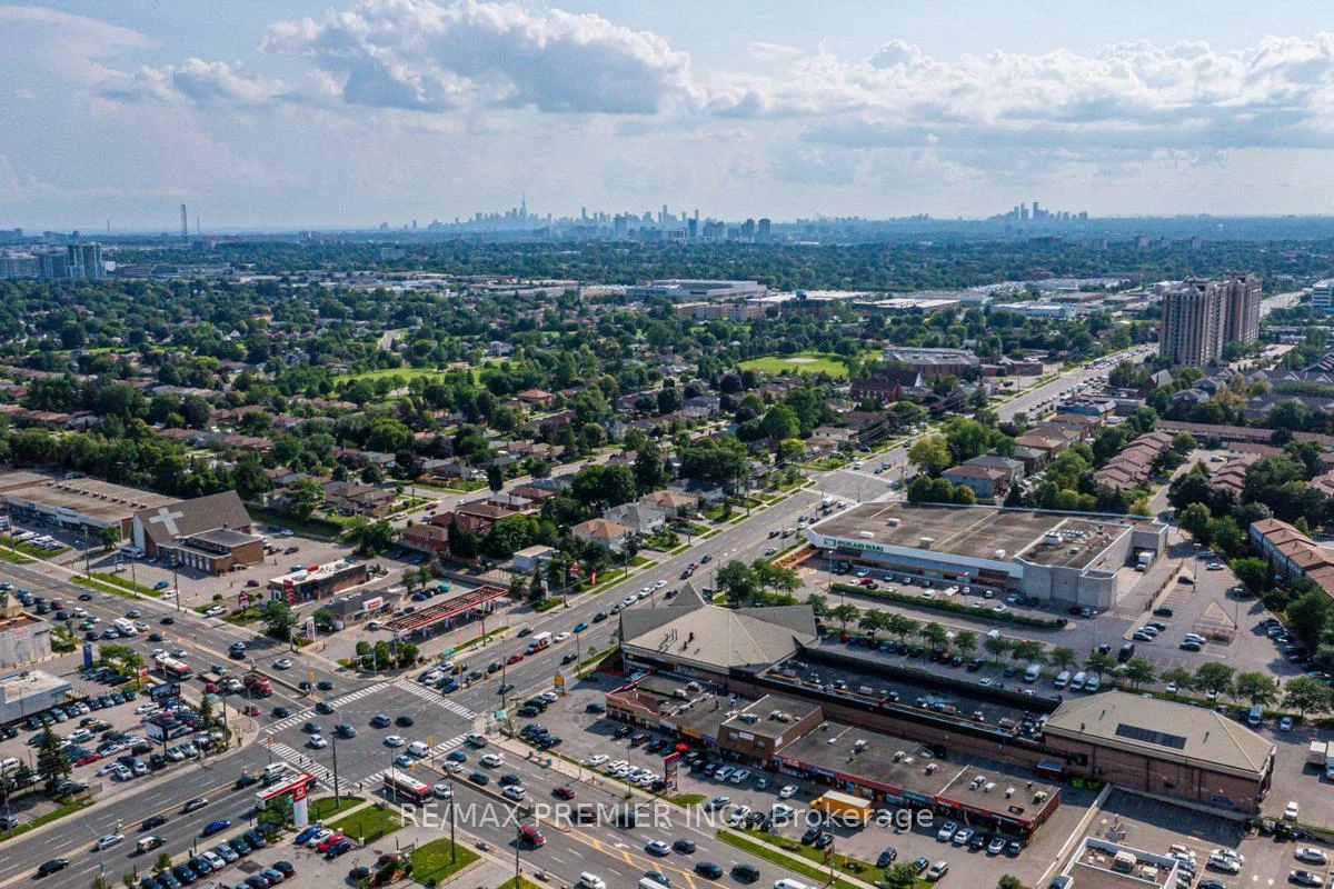 880, Ellesmere, Dorset Park, Toronto