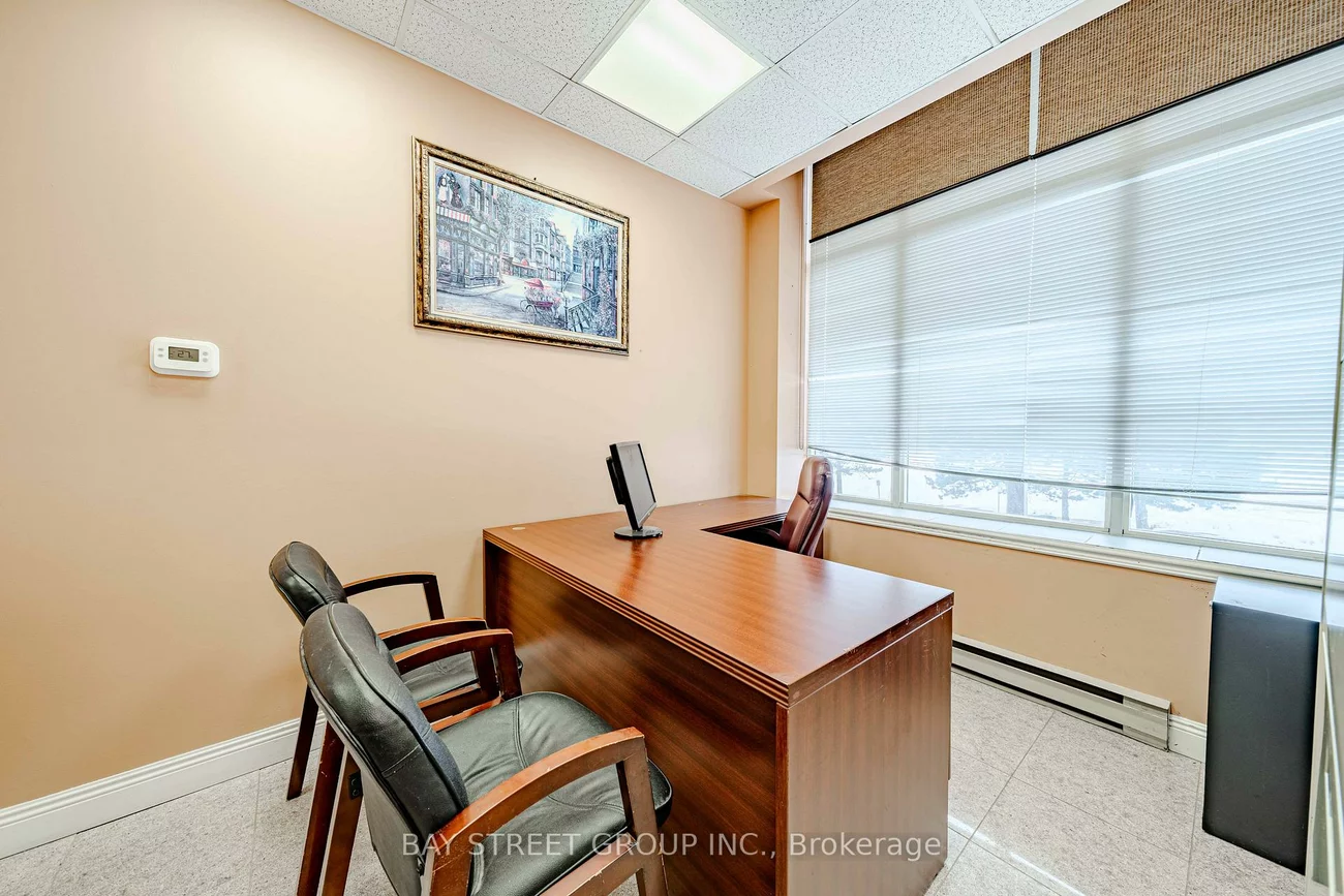 80, Corporate, Woburn, Toronto