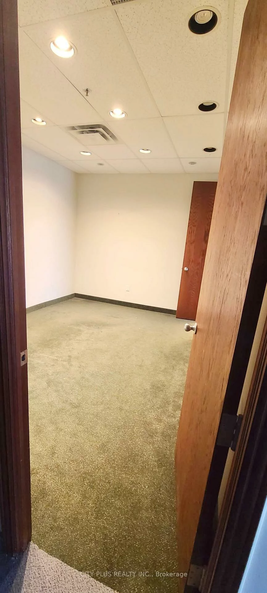 885, Progress, Woburn, Toronto