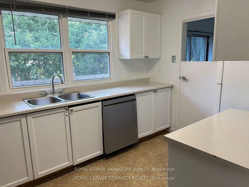 4130, Lawrence, West Hill, Toronto