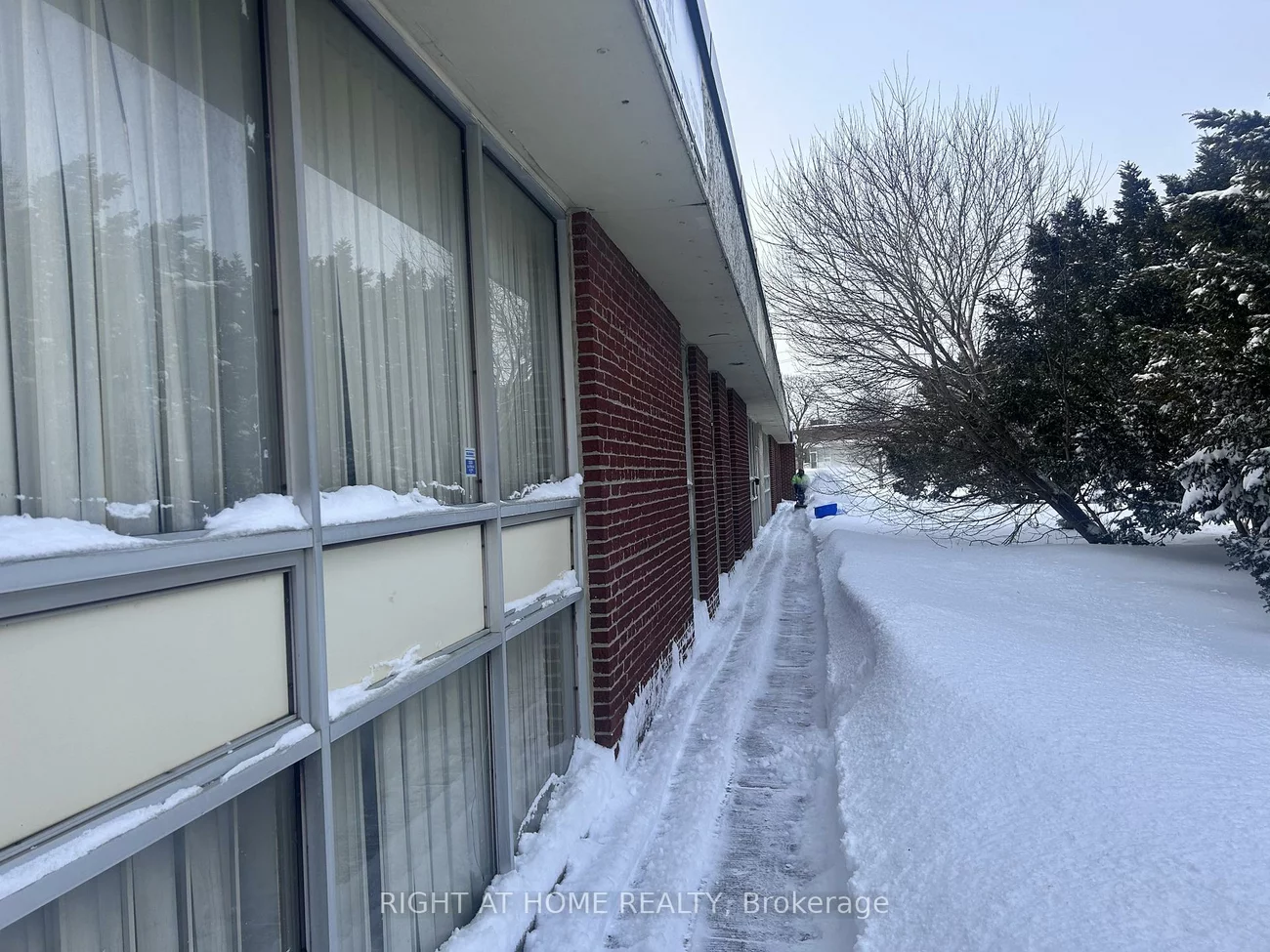 27, Estate, Woburn, Toronto