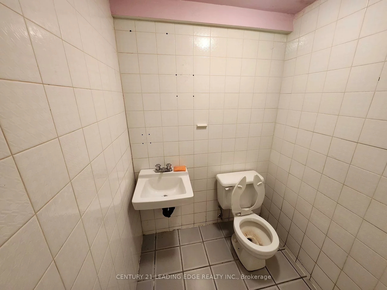 2193, Queen, The Beaches, Toronto