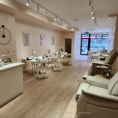 2193, Queen, The Beaches, Toronto