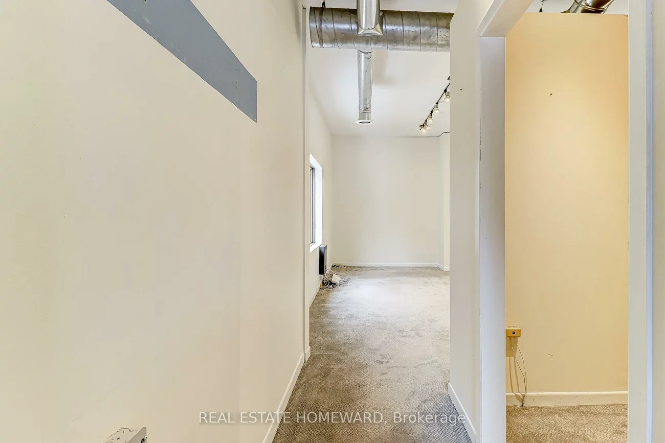 921, Kingston, The Beaches, Toronto