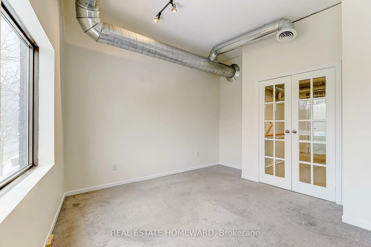 921, Kingston, The Beaches, Toronto