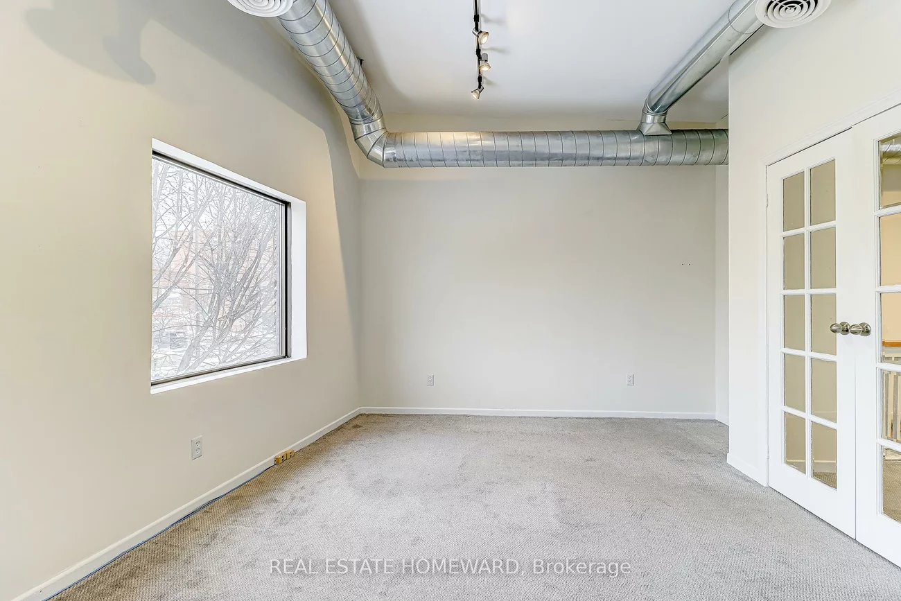 921, Kingston, The Beaches, Toronto