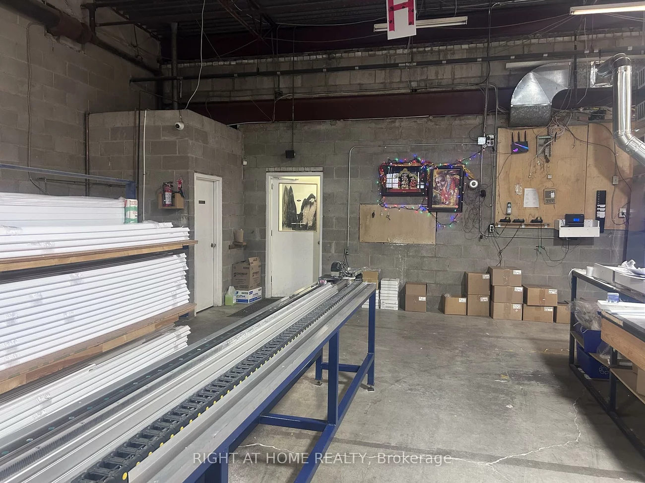 41-43, Estate, Woburn, Toronto