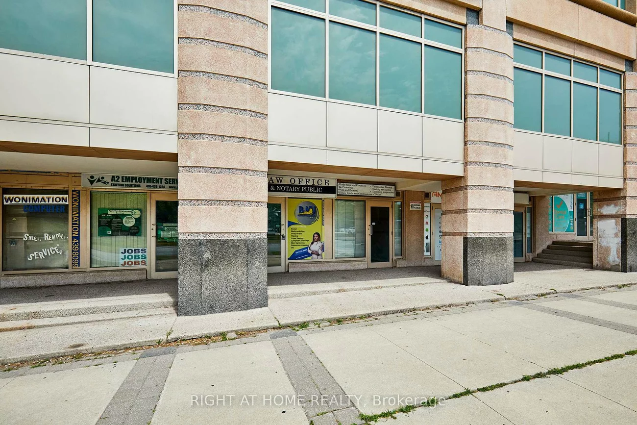 108, Corporate, Woburn, Toronto