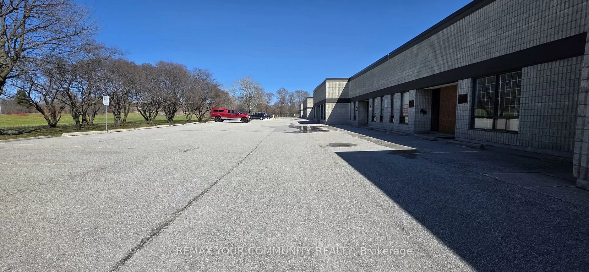 689, Warden, Clairlea-Birchmount, Toronto