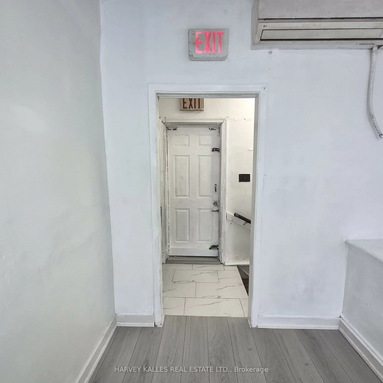 1175, Victoria Park, Clairlea-Birchmount, Toronto