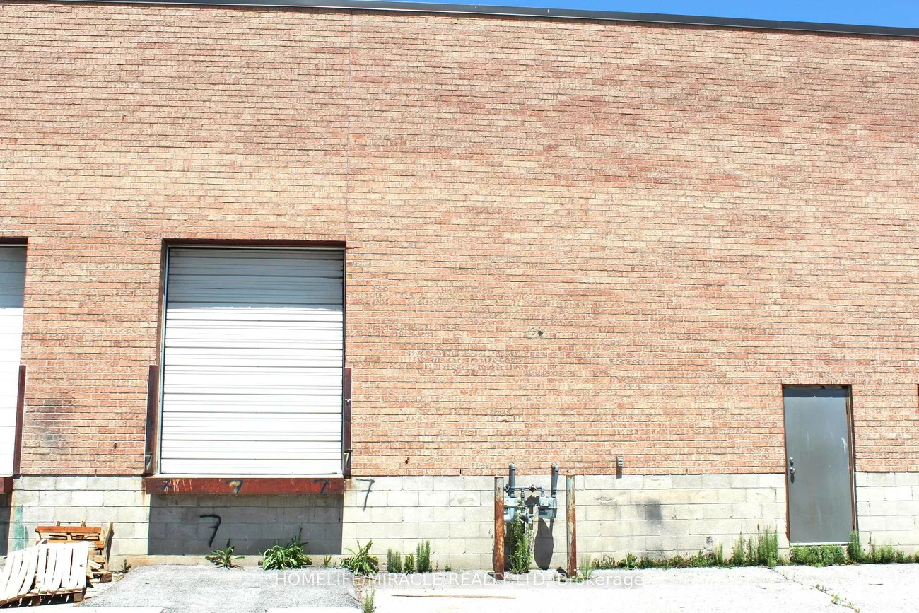 105, Ironside, Rouge E11, Toronto