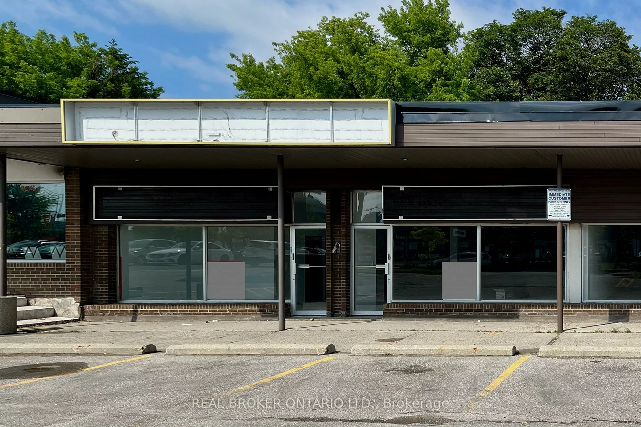 1188, Kennedy, Dorset Park, Toronto