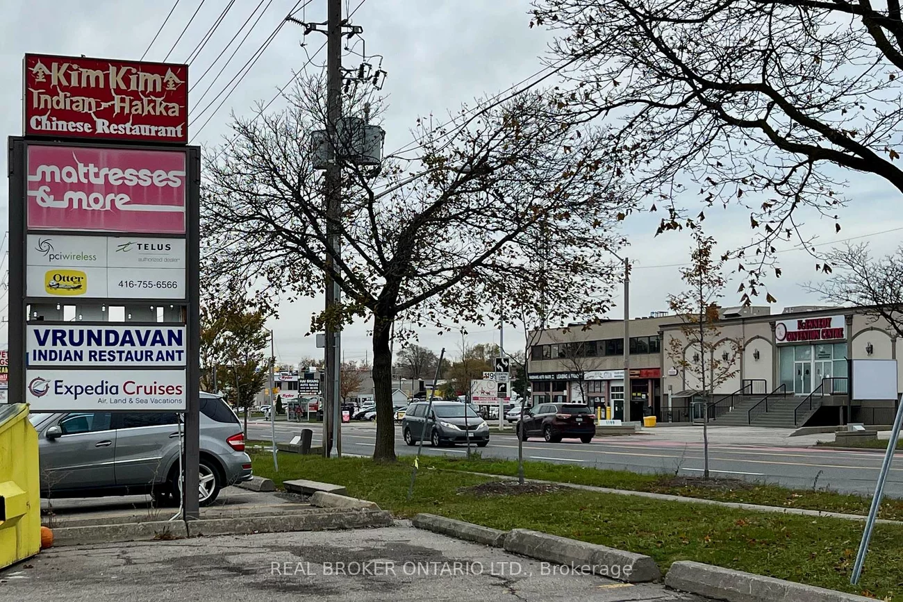 1188, Kennedy, Dorset Park, Toronto