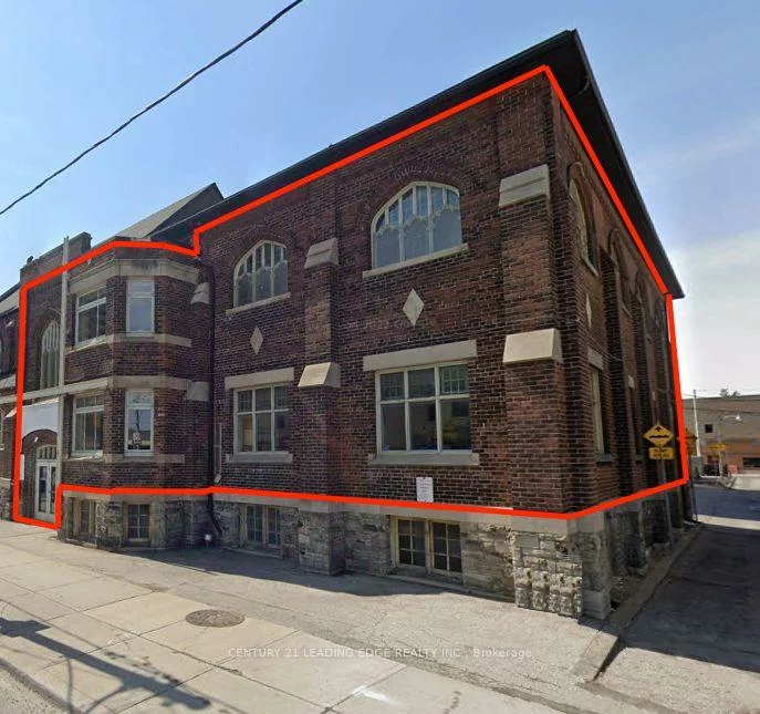 2550, Danforth, East End-Danforth, Toronto