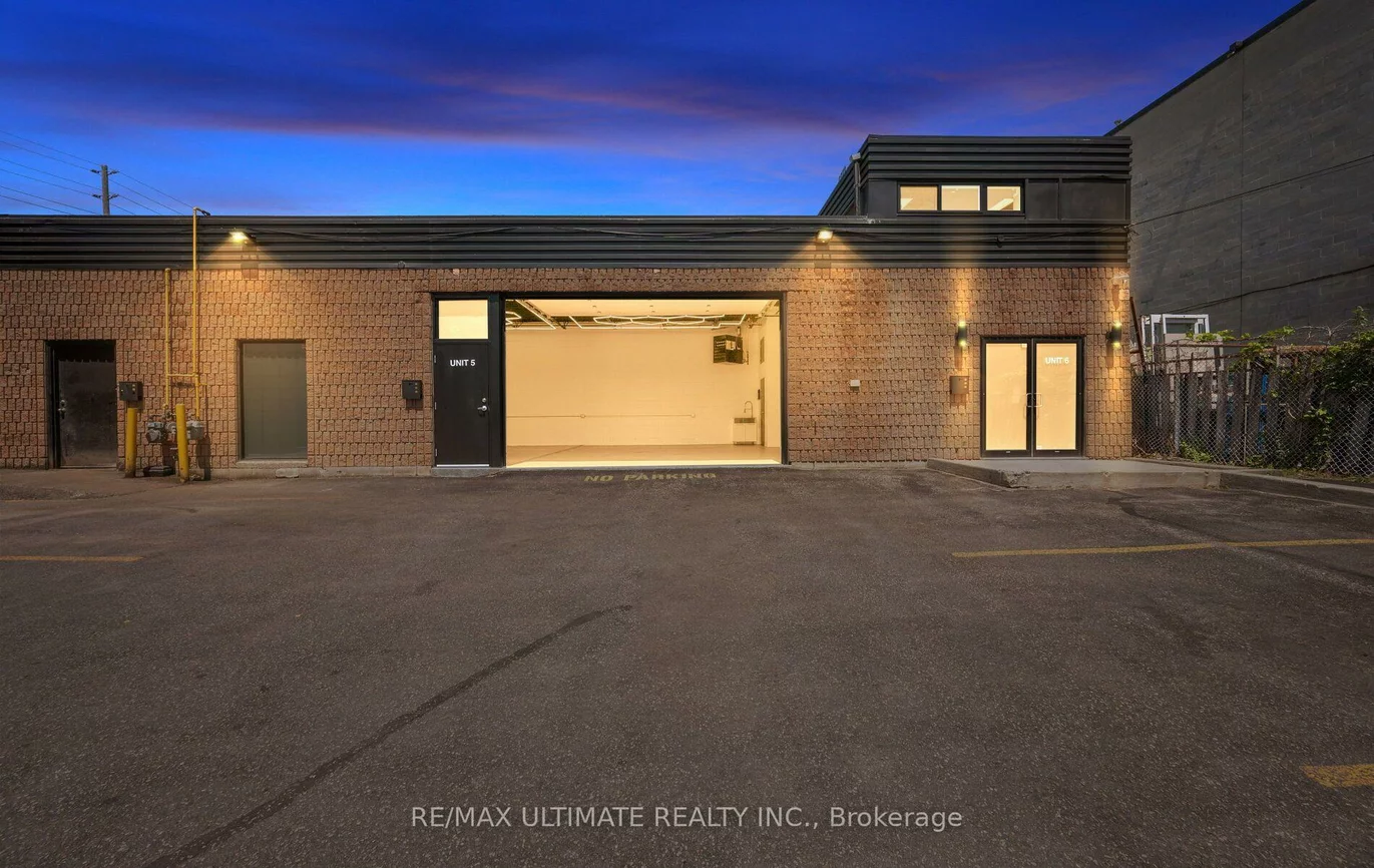 74, Hymus, Clairlea-Birchmount, Toronto