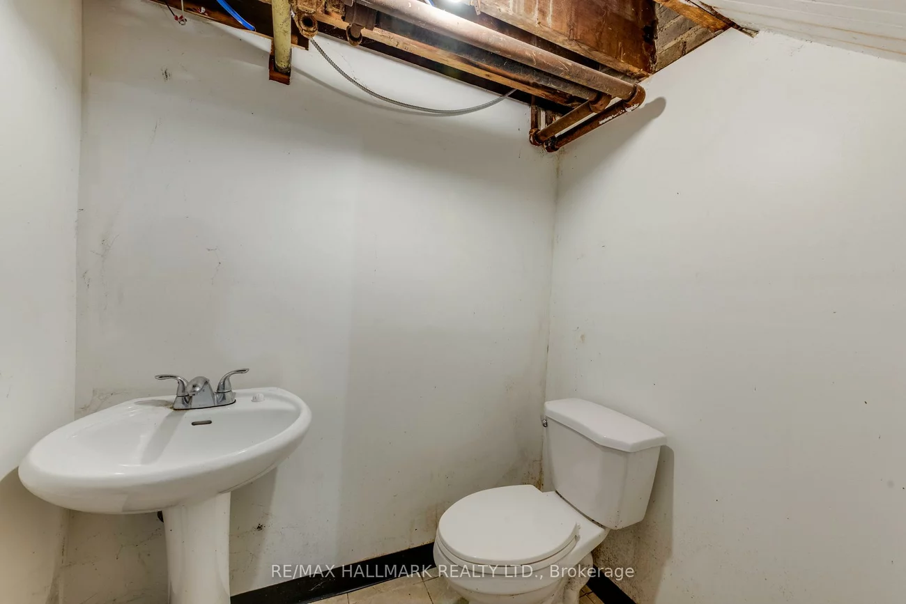2859, St Clair, O'Connor-Parkview, Toronto