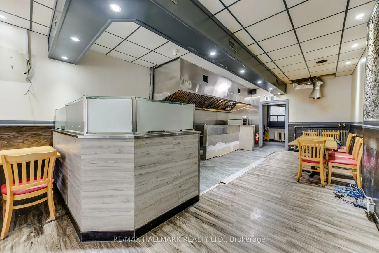 2859, St Clair, O'Connor-Parkview, Toronto